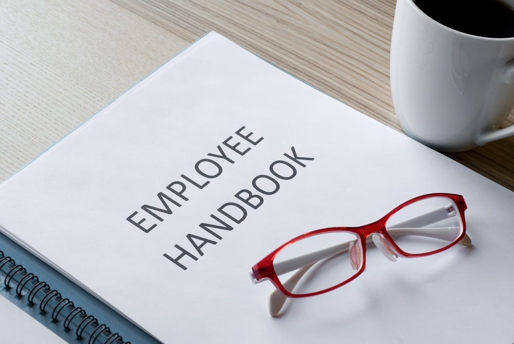 Key Pointers to Keep in Mind While Creating the Perfect Employee Handbook for Small Businesses